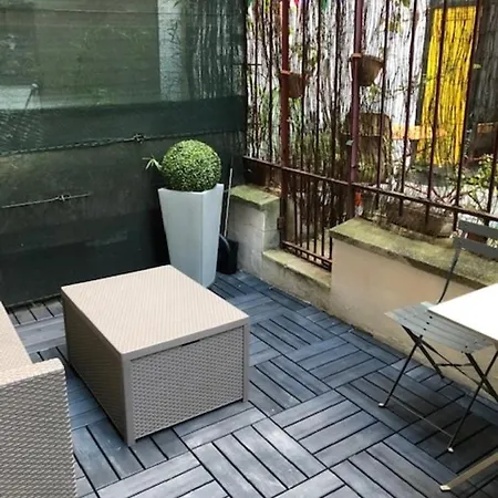 Tour Eiffel Apartment 3 Париж
